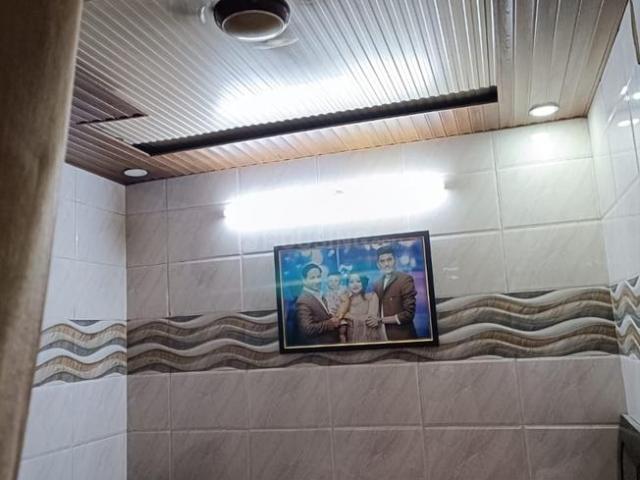 House for sale in North West Delhi, Deri