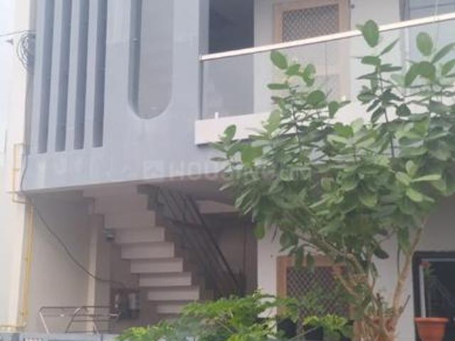 House for rent in Madya