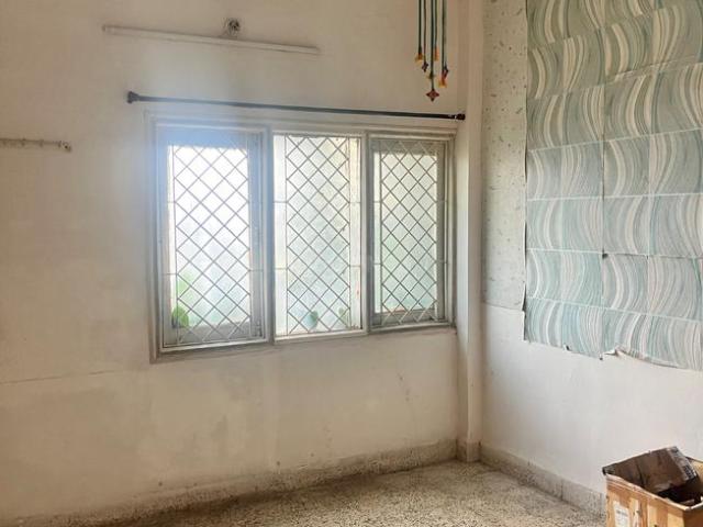 House for rent in Madya