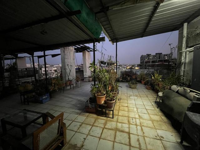 Flat for rent in Madya