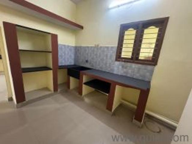 Property for rent in Calcutta, West Bengal