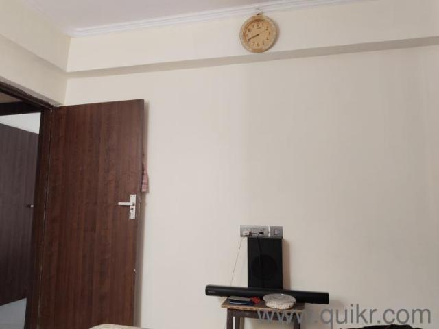 Property for rent in Deri