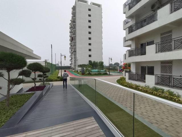 Flat for rent in Hariana