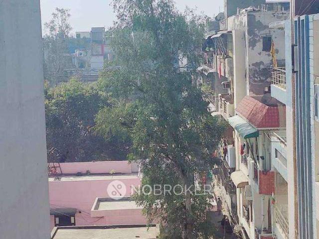 Property for rent in West Delhi, Deri