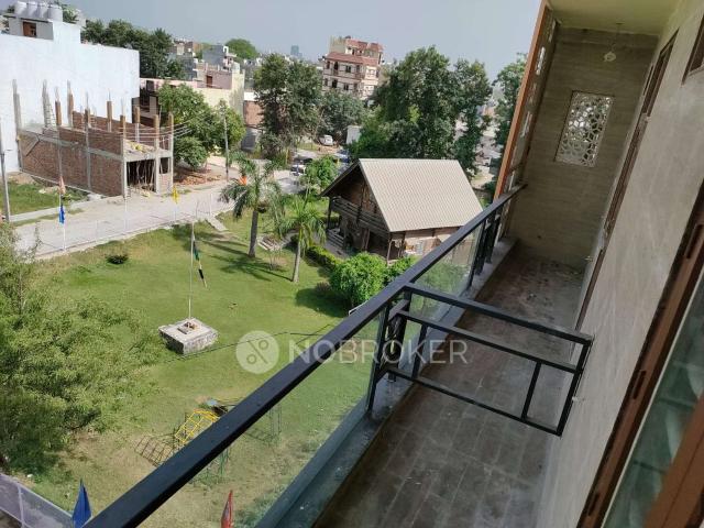 Property for rent in Hariana
