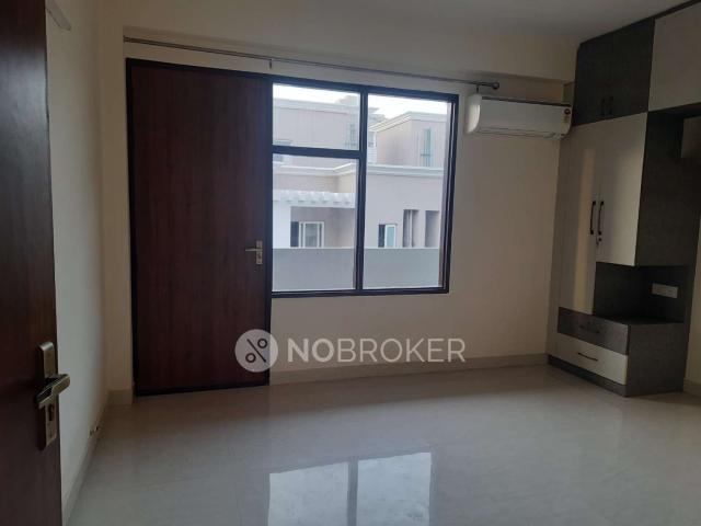 Property for rent in Hariana