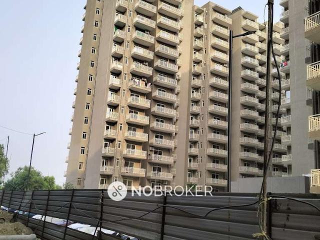 Property for rent in Daulatabad, Faridabad