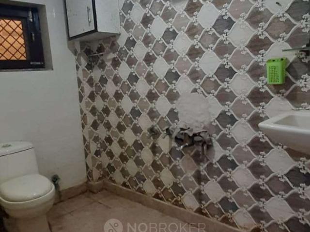 Property for rent in North Delhi, Deri