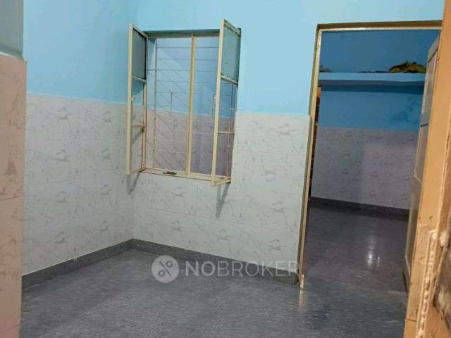 Property for rent in East Delhi, Deri