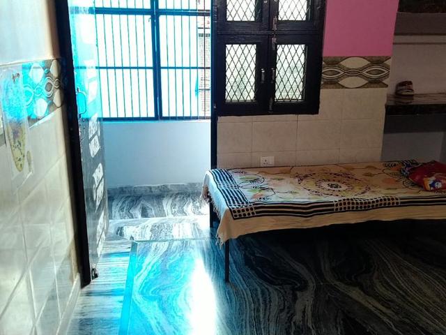 Villa for rent in West Delhi, Deri