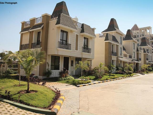 Villa for sale in Poona, National Capital Territory Of Delhi