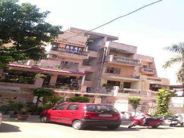 Property for sale in North Delhi, Deri