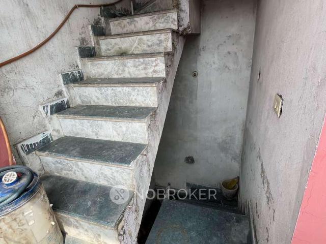 Property for rent in West Delhi, Deri