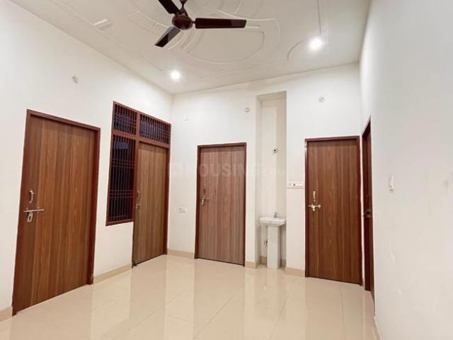 Villa for rent in Varanasi, Arunachal Pradesh