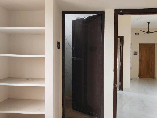 Villa for sale in Red Hills, Alinjivakkam