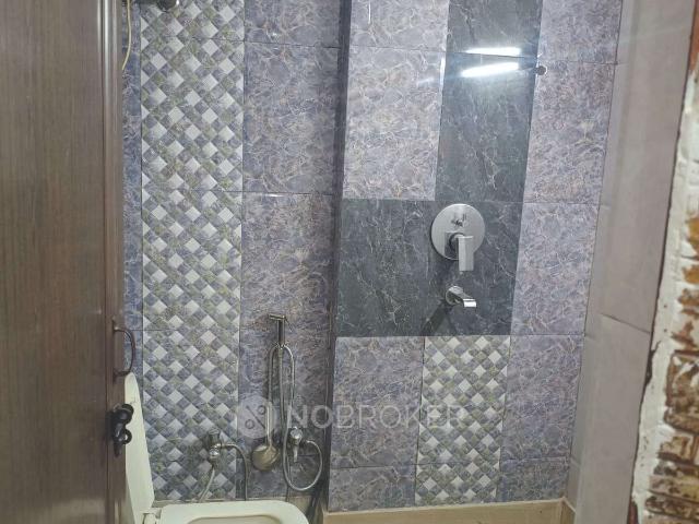 Property for rent in North Delhi, Deri