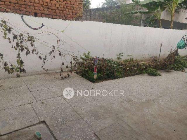 Property for rent in Hariana