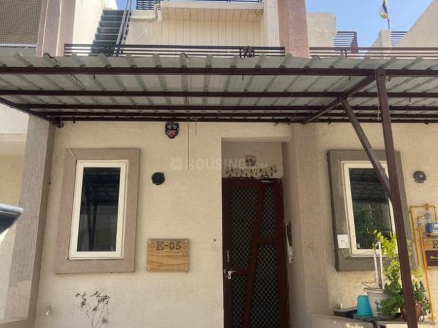 Villa for rent in Pink City, Jetpur
