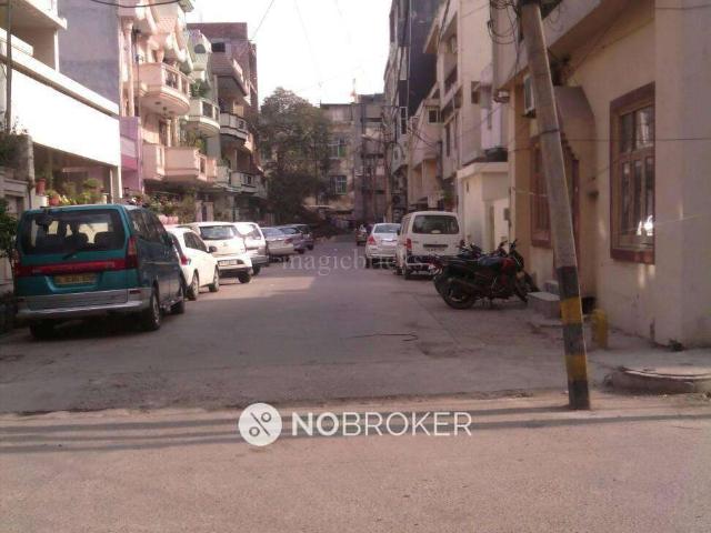 Property for rent in North Delhi, Deri