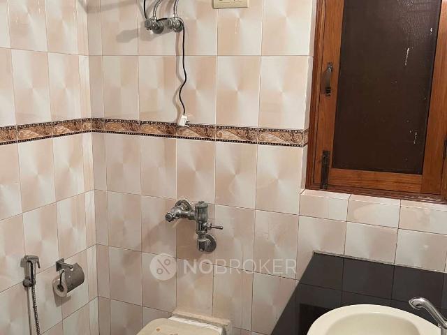 Property for rent in Hariana