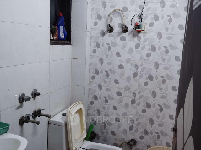 Property for rent in West Delhi, Deri