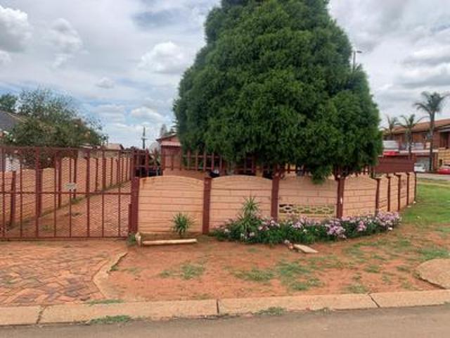 House for sale in Vosloorus, Gauteng