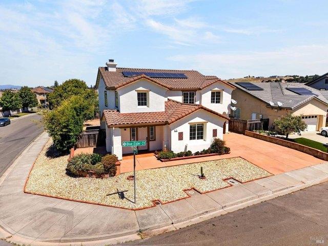 House for sale in American Canyon, California