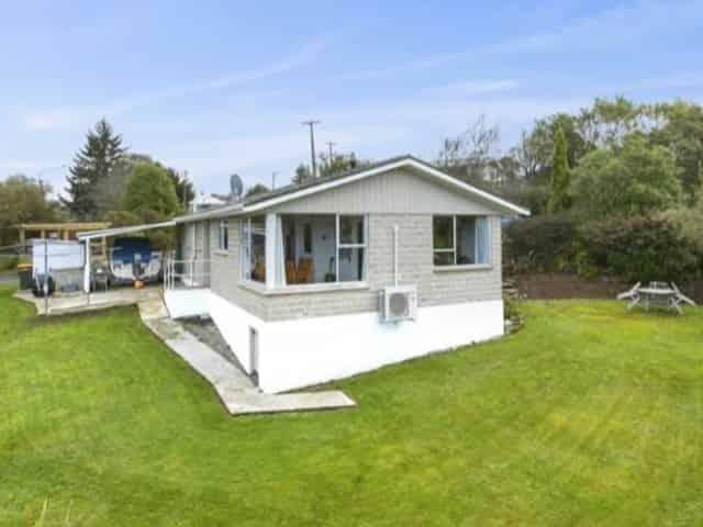 House for rent in Otakou