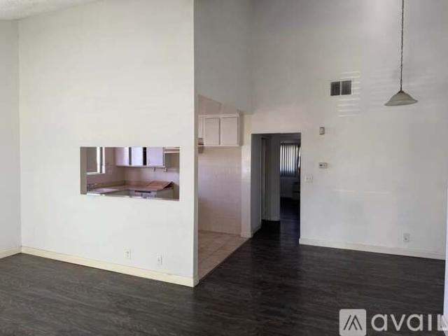 Apartment for rent in Van Nuys Neighborhood Council District, Canoga Park