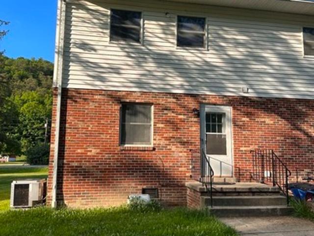 Apartment for rent in Brandywine, West Virginia