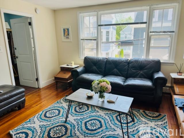 Apartment for rent in Newport Apartment for rent in Newport