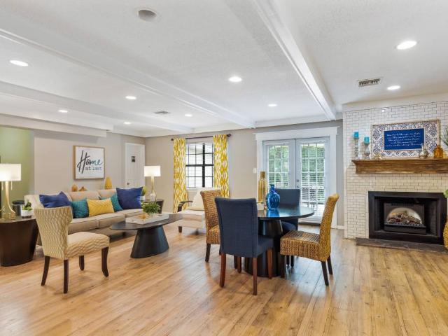 Apartment for rent in Taylors