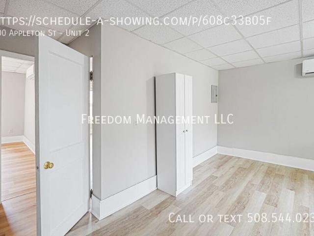 Apartment for rent in Lowell, Massachusetts