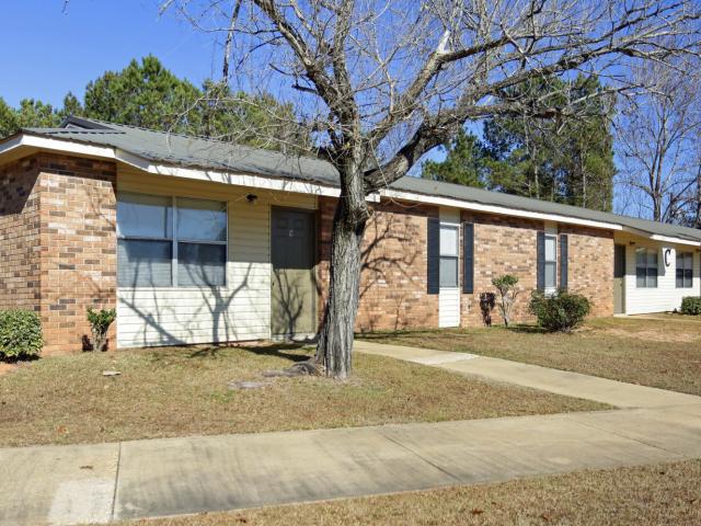 Apartment for rent in Fort Deposit, Alabama