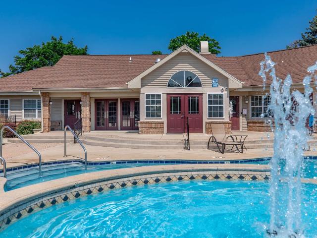 Apartment for rent in Hales Corners