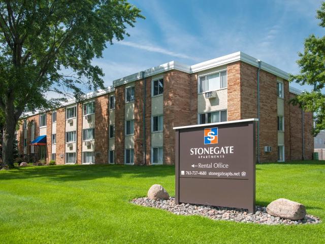 Apartment for rent in Blaine, Minnesota