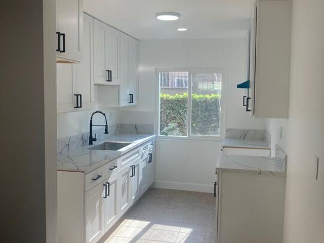 Apartment for rent in Westmont, Canoga Park