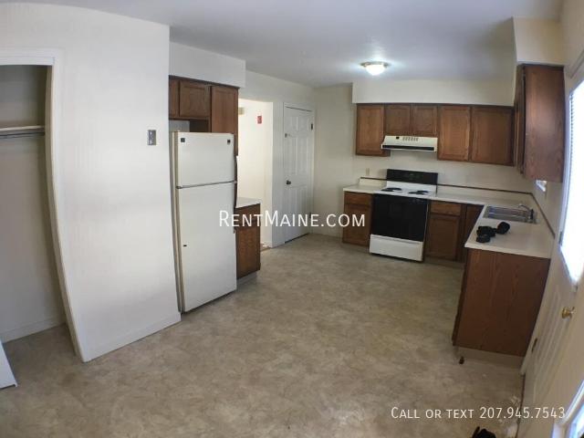 Apartment for rent in Hampden, Maine