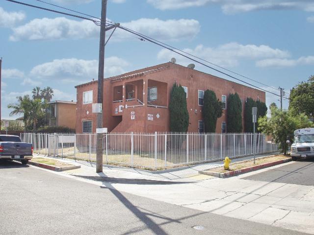 Apartment for rent in Westmont, Canoga Park