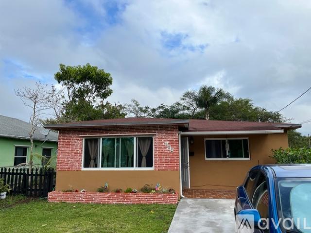 Apartment for rent in Hallandale