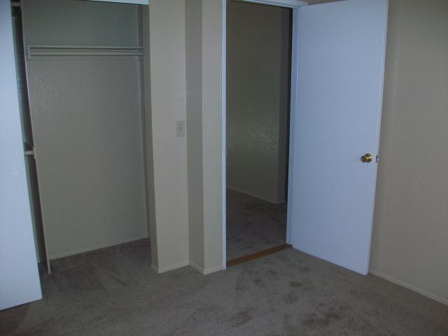 Apartment for rent in Lakeside