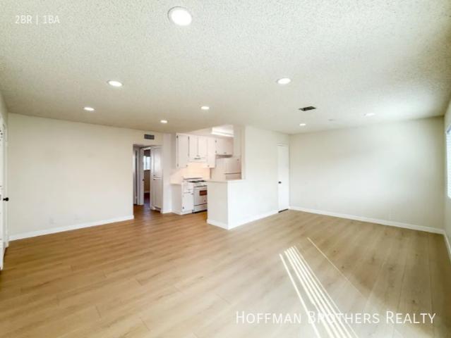 Apartment for rent in Van Nuys Neighborhood Council District, Canoga Park