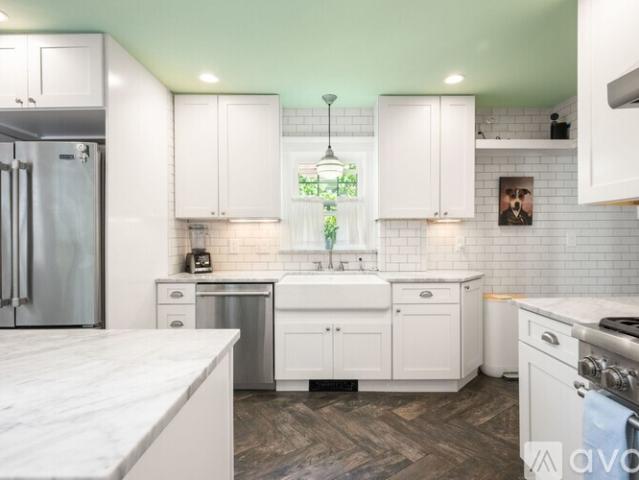 Apartment for rent in Arlington, Middlesex County