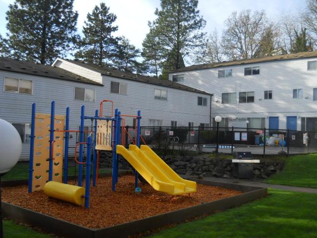 Apartment for rent in Sunset, West Linn