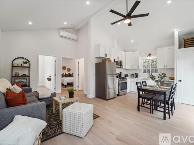 Apartment for rent in Reseda, Reseda