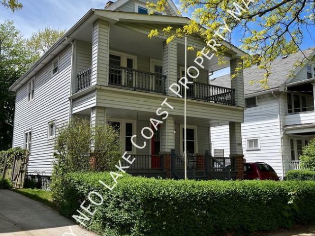 Apartment for rent in Lakewood, Ohio