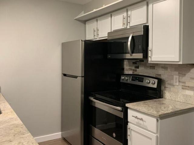 Apartment for rent in Walled Lake, Michigan