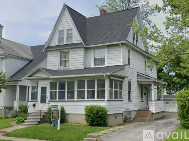 Apartment for rent in Oak Hill, New York