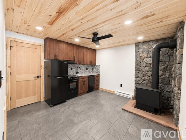 Apartment for rent in Clear Creek, Colorado