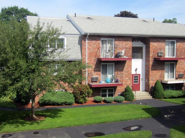 Apartment for rent in Bristol, Massachusetts